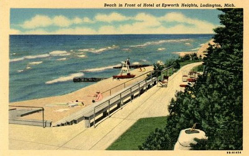 Epworth Heights Hotel - Vintage Postcard (newer photo)